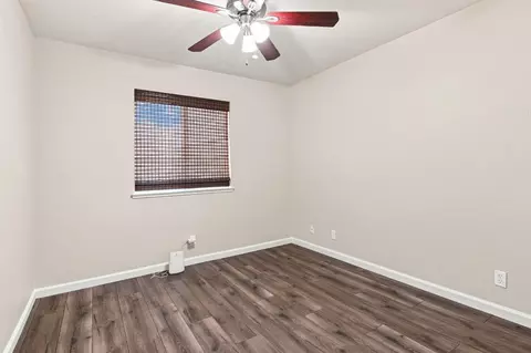 Bedroom - 245 Douma Way, Ripon, CA 95366 photo 2 of 5