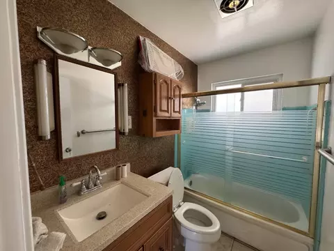 806 E Longview Ave, Stockton, CA 95207 photo 7