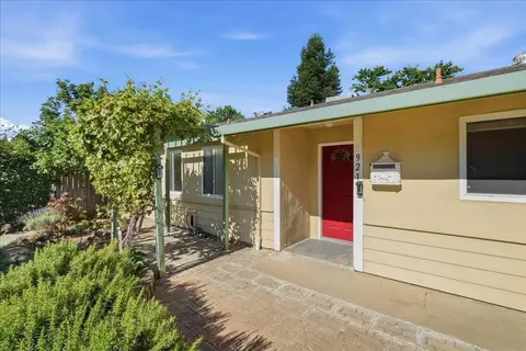 921 Patricia Way, Sacramento, CA 95864