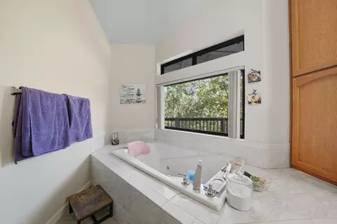 Bath - 13900 Pine Park Loop, Pine Grove, CA 95665 photo 2 of 3
