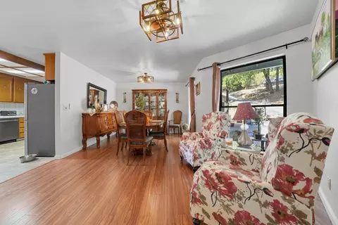 Dining - 13900 Pine Park Loop, Pine Grove, CA 95665 photo 3 of 4