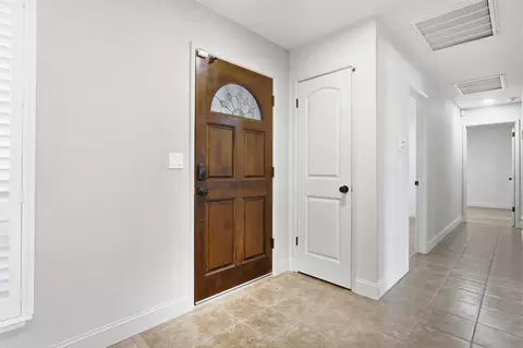 Entry Way - 4625 5th St, Rocklin, CA 95677 photo 1 of 2