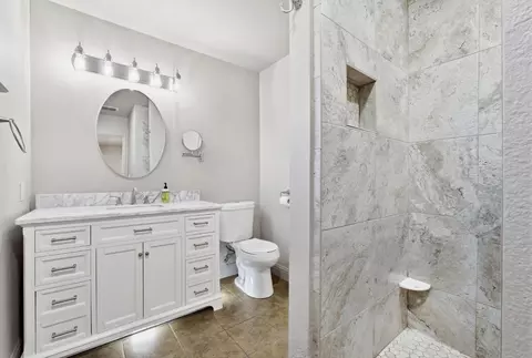 Bath - 4625 5th St, Rocklin, CA 95677 photo 1 of 3