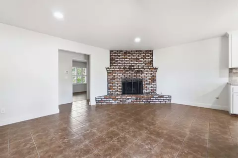 Living - 4625 5th St, Rocklin, CA 95677 photo 3 of 4