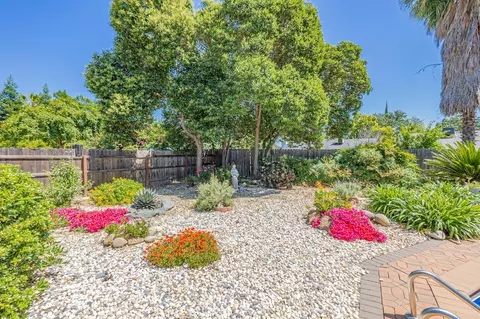 Exterior - 4625 5th St, Rocklin, CA 95677 photo 10 of 12