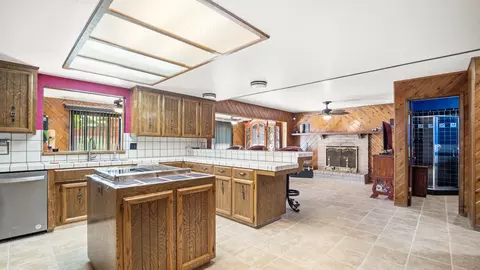 Kitchen - 872 Westwind Dr, Lodi, CA 95242 photo 1 of 2