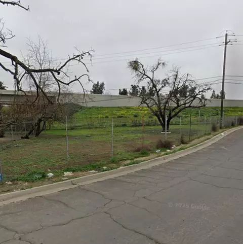 1661 W Hazelton Ave, Stockton, CA 95203
