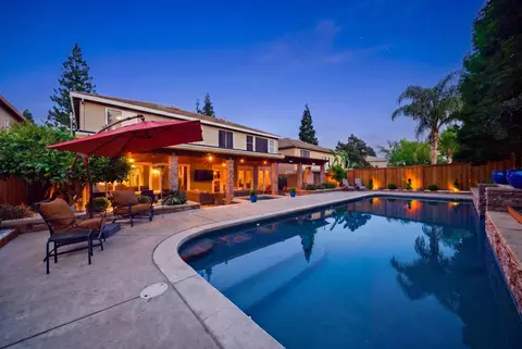 3149 Mount Tamalpais Dr, Roseville, CA 95747