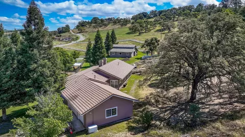 3751 Cosgrove Creek Rd, Valley Springs, CA 95252
