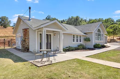 3266 Campbell Cir, Rescue, CA 95672