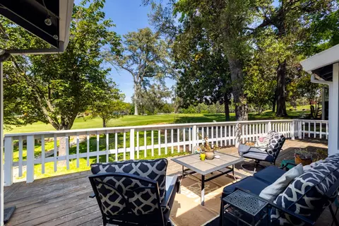 18704 Lake Forest Dr, Penn Valley, CA 95946