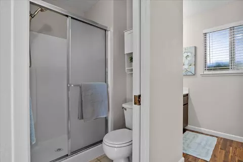 Bath - 1820 S Central Ave, Tracy, CA 95376 photo 1 of 3