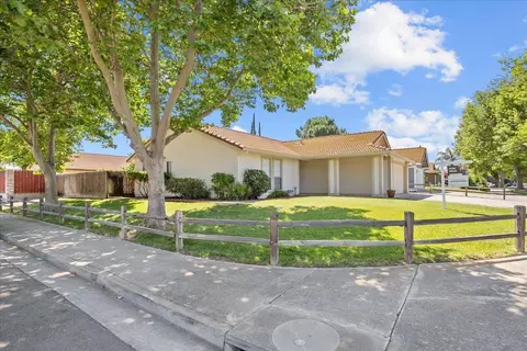 Exterior - 1820 S Central Ave, Tracy, CA 95376 photo 4 of 11