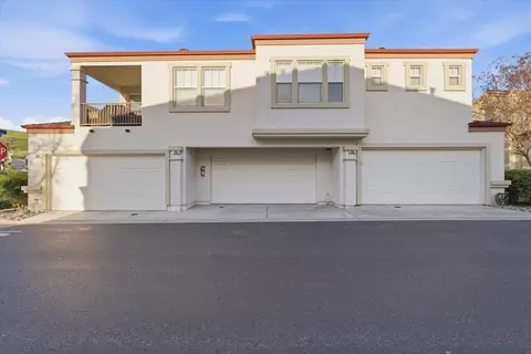 863 Brea Ln, San Jose, CA 95138