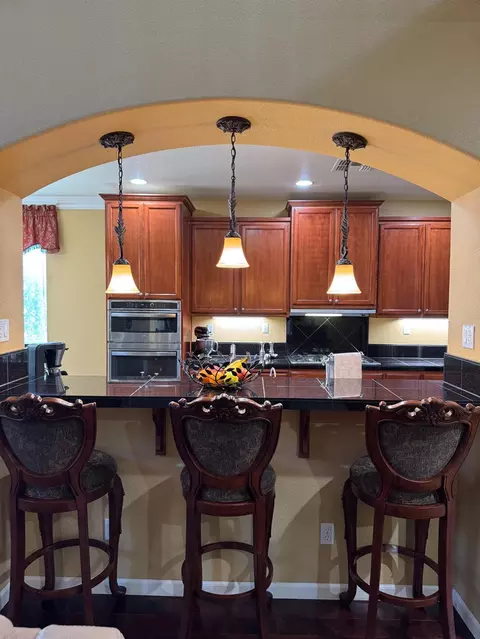 Kitchen - 1058 Tidewater Pt, Lathrop, CA 95330 photo 4 of 4