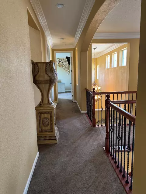 Entry Way - 1058 Tidewater Pt, Lathrop, CA 95330 photo 9 of 12