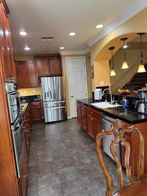Kitchen - 1058 Tidewater Pt, Lathrop, CA 95330 photo 1 of 4
