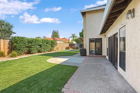 Exterior - 969 Spring Creek Dr, Ripon, CA 95366 photo 5 of 8