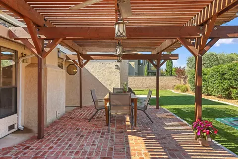 Exterior - 969 Spring Creek Dr, Ripon, CA 95366 photo 4 of 8