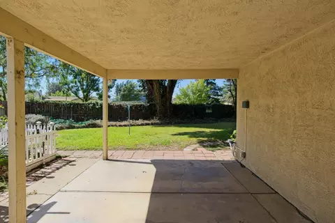 Exterior - 986 Pebble Way, Manteca, CA 95336 photo 3 of 14