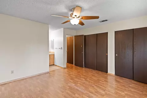 Bedroom - 986 Pebble Way, Manteca, CA 95336 photo 2 of 8