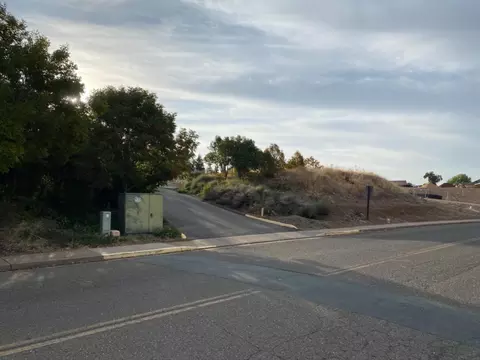 118 Valley View Way, Sutter Creek, CA 95685
