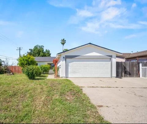 7444 Larchmont Dr, North Highlands, CA 95660