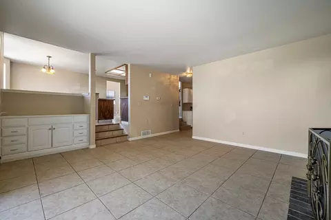 Living - 748 Codington Way, Modesto, CA 95357 photo 5 of 6