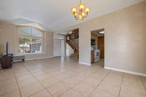 Living - 748 Codington Way, Modesto, CA 95357 photo 3 of 6
