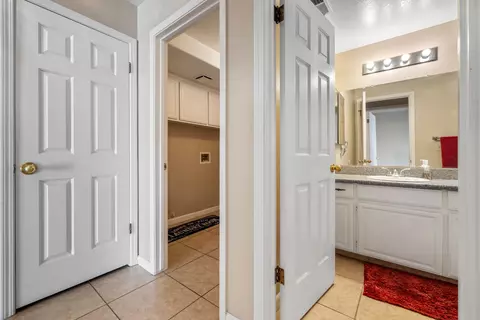 Entry Way - 748 Codington Way, Modesto, CA 95357 photo 5 of 12