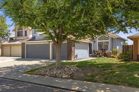 Exterior - 748 Codington Way, Modesto, CA 95357 photo 2 of 6