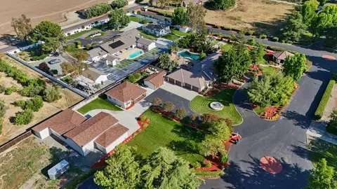View/Area - 8327 Park Pl, Tracy, CA 95304 photo 2 of 5