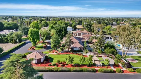 View/Area - 8327 Park Pl, Tracy, CA 95304 photo 3 of 5