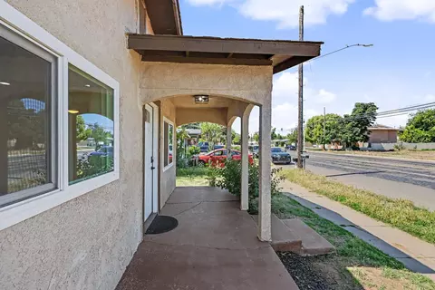 Exterior - 1016 E Yosemite, Madera, CA 93638 photo 3 of 3