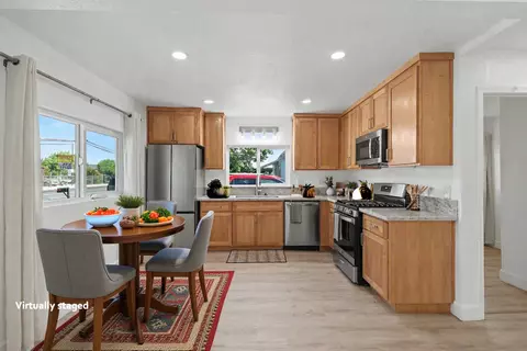 Kitchen - 1016 E Yosemite, Madera, CA 93638 photo 2 of 4