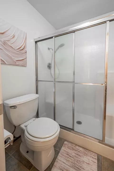 Bath - 4186 Donald Dr, Olivehurst, CA 95961 photo 3 of 3