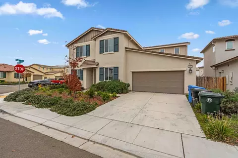 Exterior - 3095 Tower St, Manteca, CA 95337 photo 3 of 7