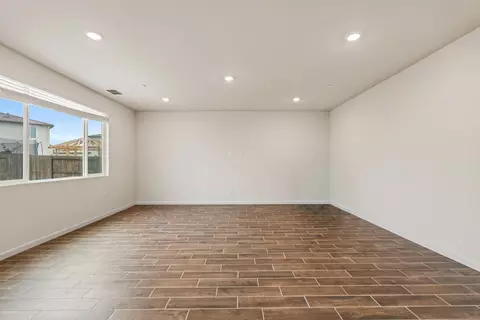 Living - 3095 Tower St, Manteca, CA 95337 photo 2 of 2