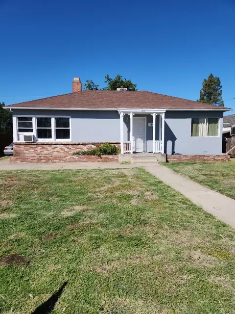 1514 P St, Firebaugh, CA 93622