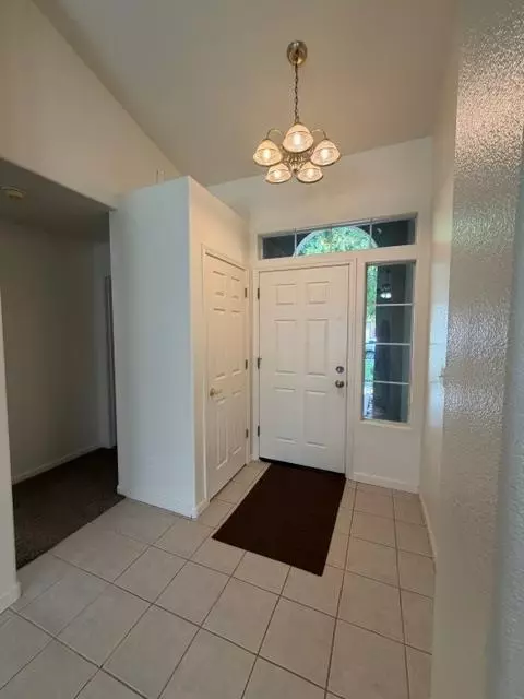 Entry Way - 1580 Via Del Pettoruto, Gustine, CA 95322 photo 1 of 6
