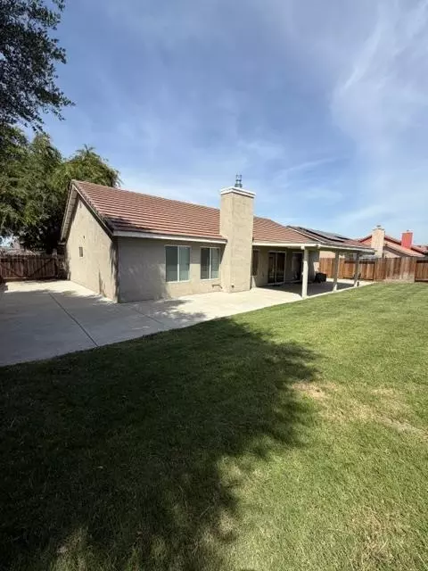 Exterior - 1580 Via Del Pettoruto, Gustine, CA 95322 photo 9 of 9