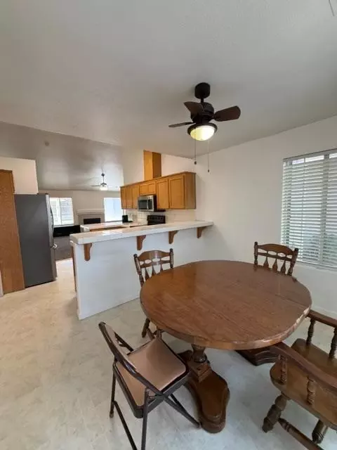 Dining - 1580 Via Del Pettoruto, Gustine, CA 95322 photo 2 of 2