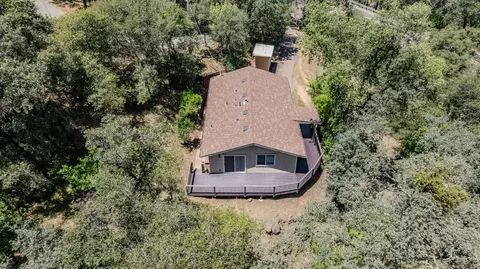 View/Area - 20 Pleasant Dr, Sutter Creek, CA 95685 photo 3 of 4