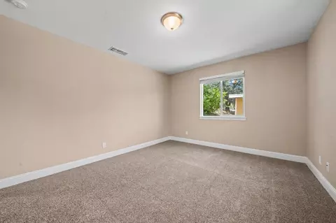 Bedroom - 20 Pleasant Dr, Sutter Creek, CA 95685 photo 3 of 12