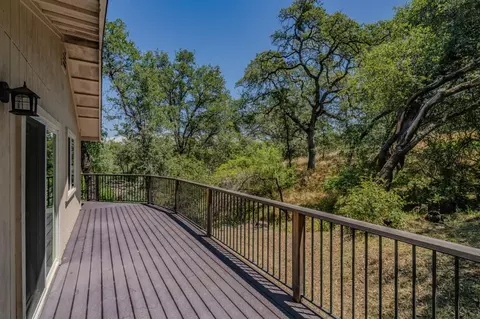 Exterior - 20 Pleasant Dr, Sutter Creek, CA 95685 photo 11 of 14
