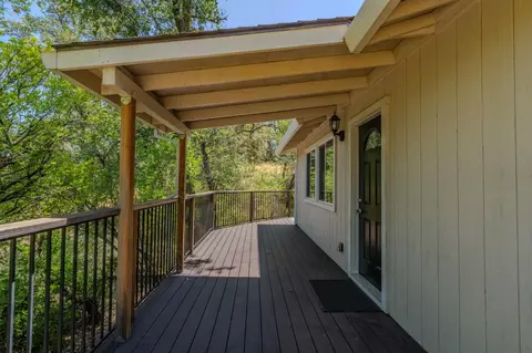 Exterior - 20 Pleasant Dr, Sutter Creek, CA 95685 photo 9 of 14