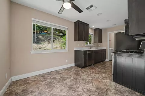 Kitchen - 20 Pleasant Dr, Sutter Creek, CA 95685 photo 1 of 3