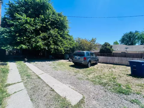 Exterior - 2038 Tulsa St, Modesto, CA 95358 photo 3 of 5