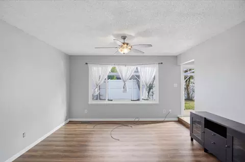 Living - 1436 Montclair Dr, Modesto, CA 95350 photo 1 of 6