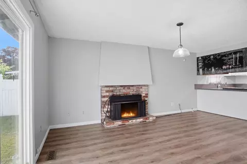 Living - 1436 Montclair Dr, Modesto, CA 95350 photo 4 of 6